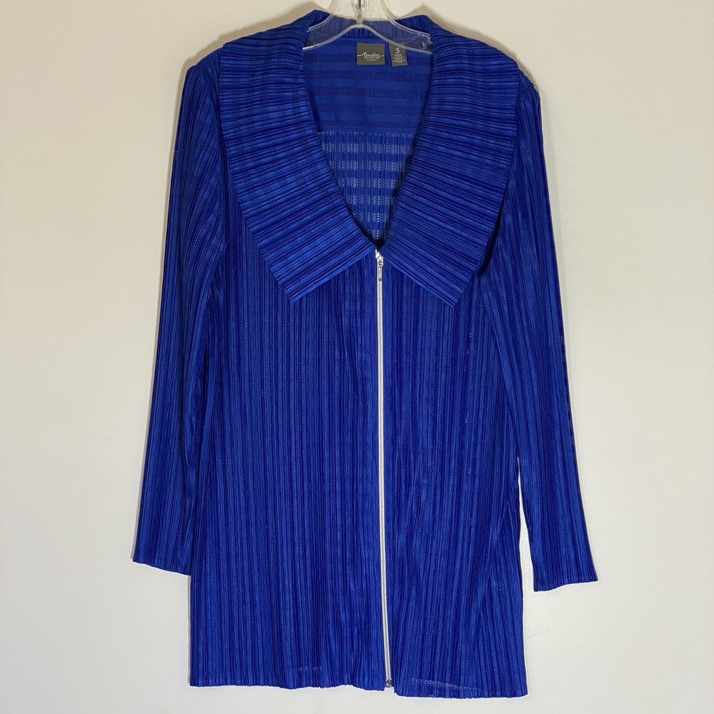 Chicos Travelers Jacket Womens XL Blue Perforated Pleated Full Zip Stretchy Nice